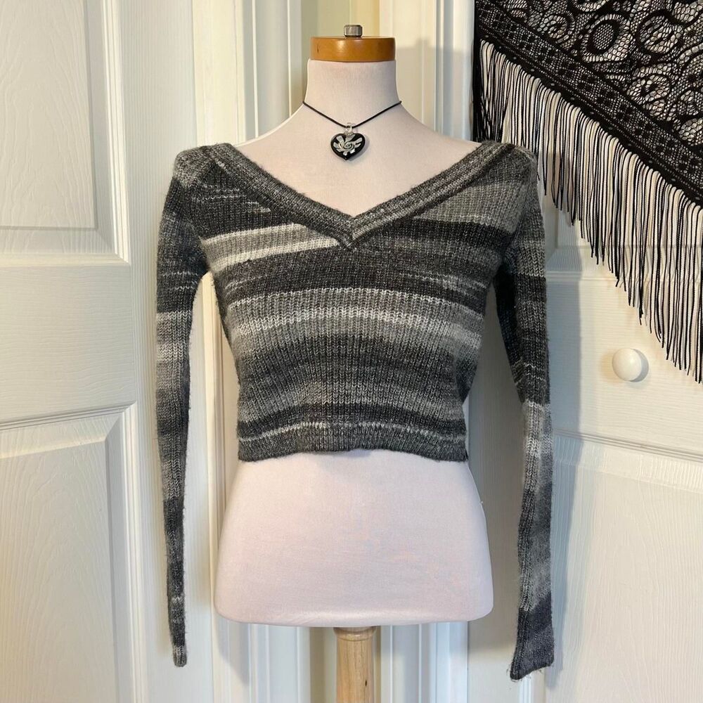 Unbranded Women's Grey Jumper